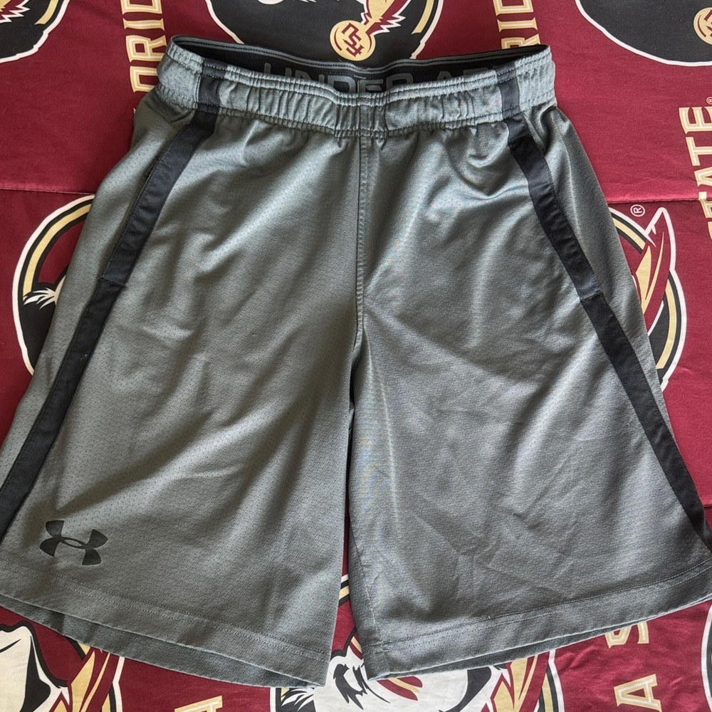 Under Armour Men's Gray and Black Athletic Shorts
